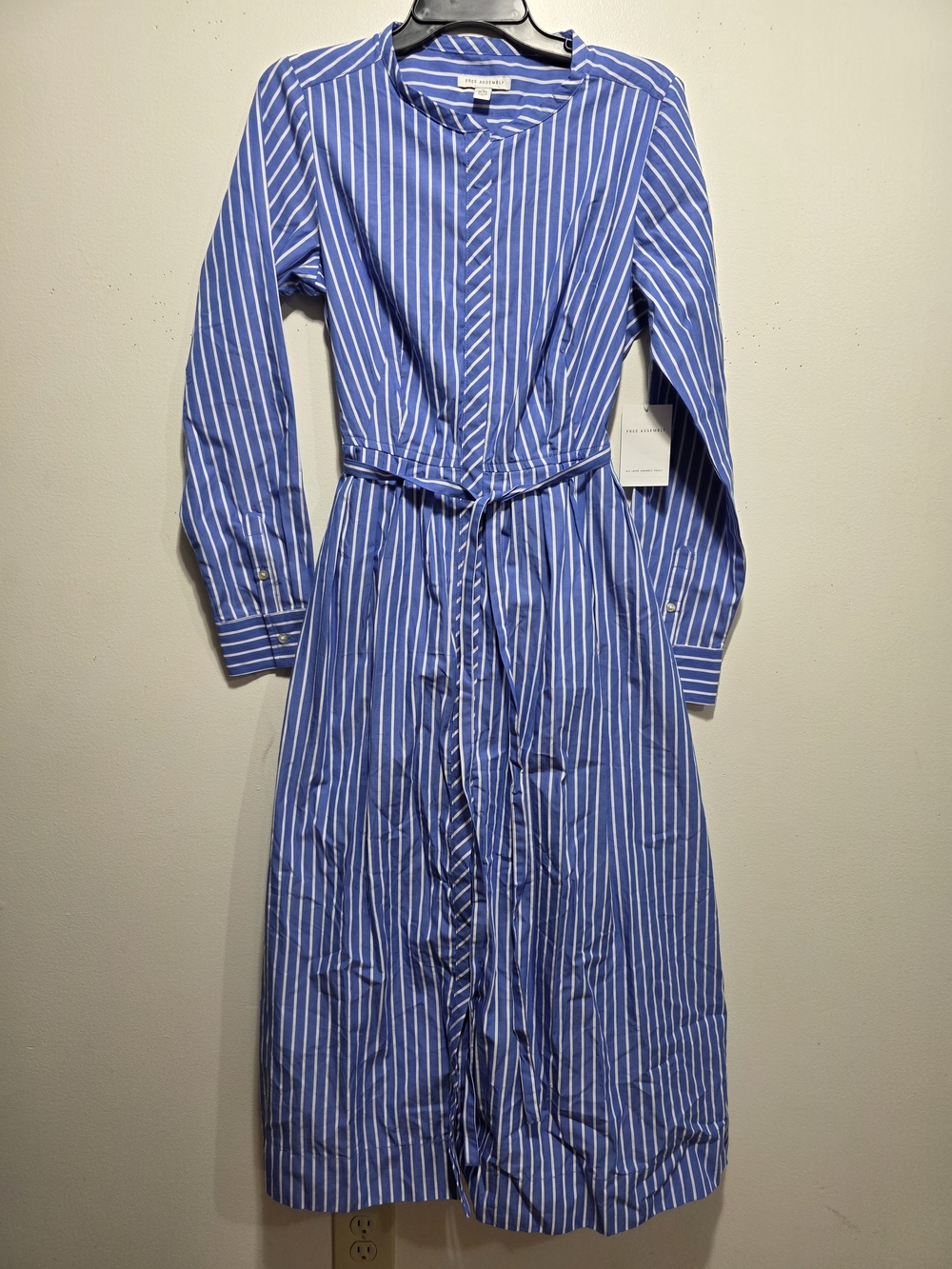 NWT!Free Assembly Long Sleeve Striped Midi Shirt Dress Women's Size M 8-10 Blue - Picture 3 of 7